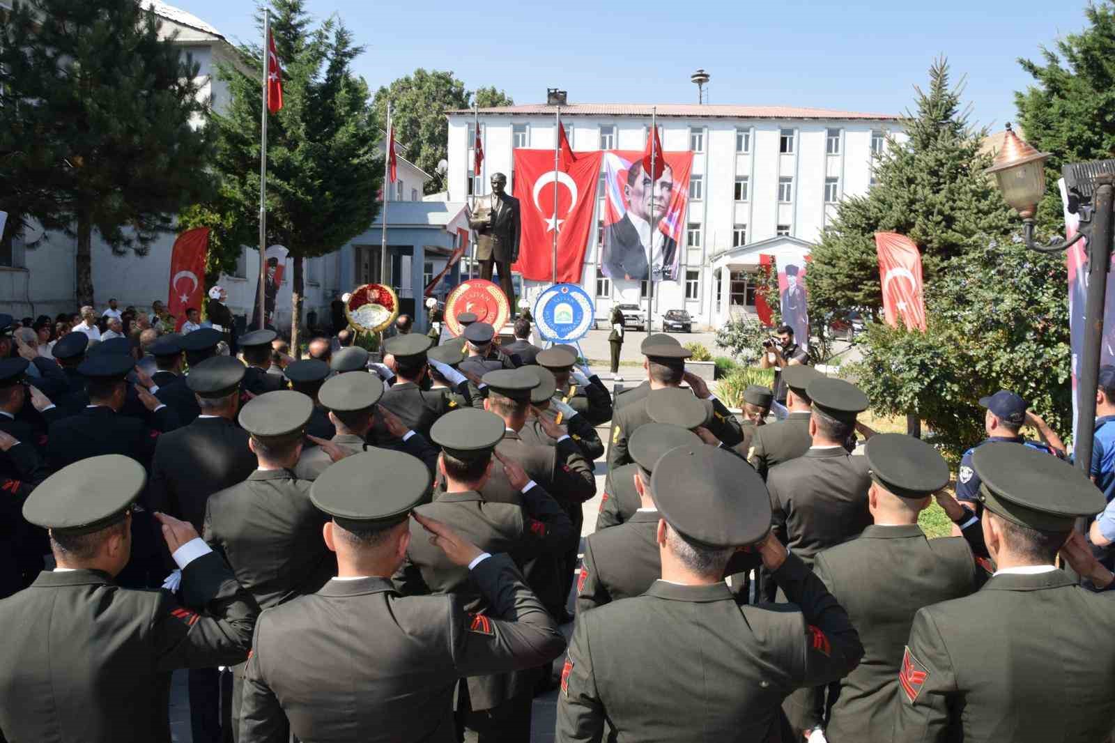 Tatvan’da 30 Ağustos Zafer Bayramı coşkuyla kutlandı
