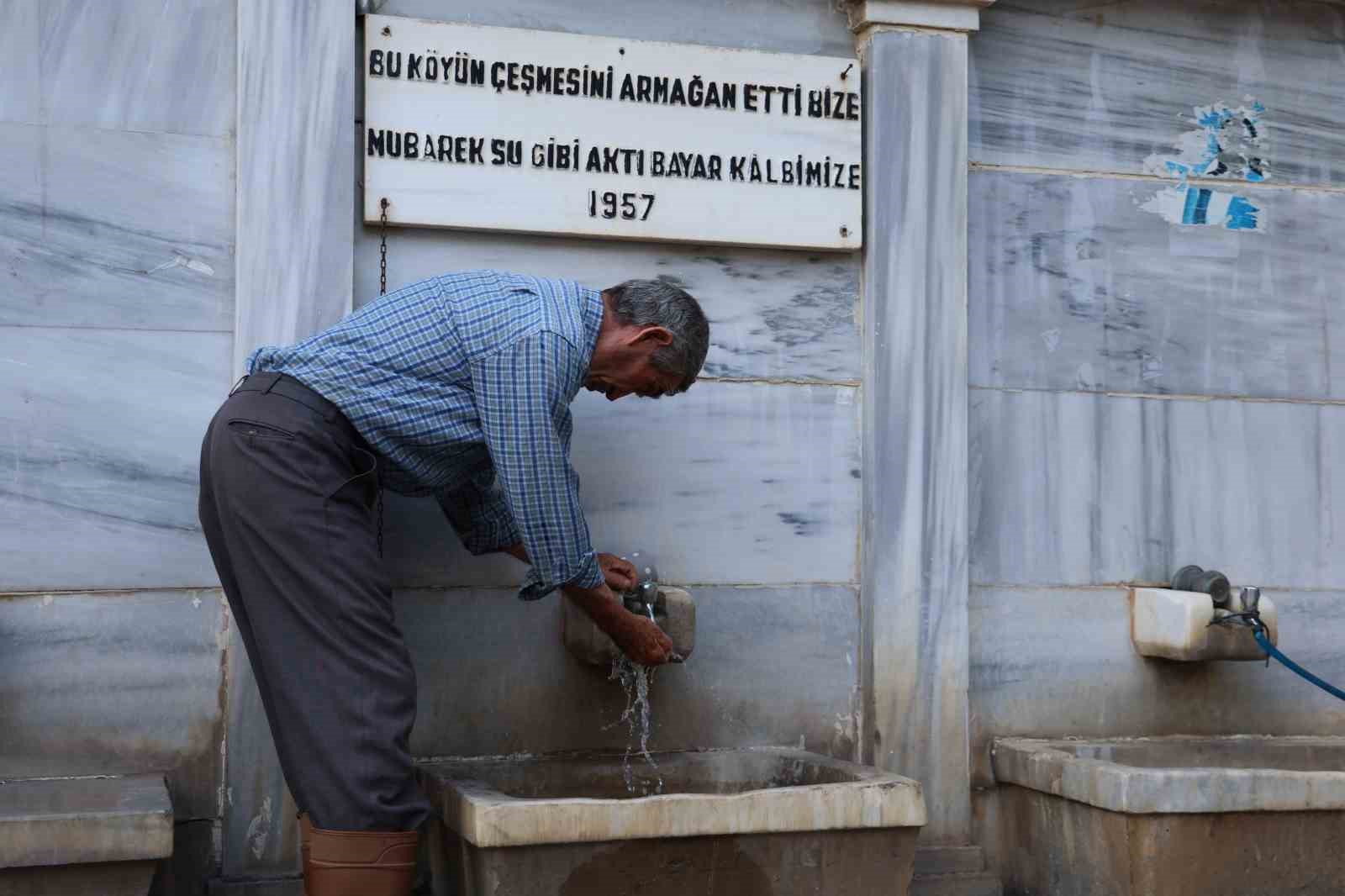 Herkesin köy imamı zannettiği o kişi Celal Bayar çıktı
