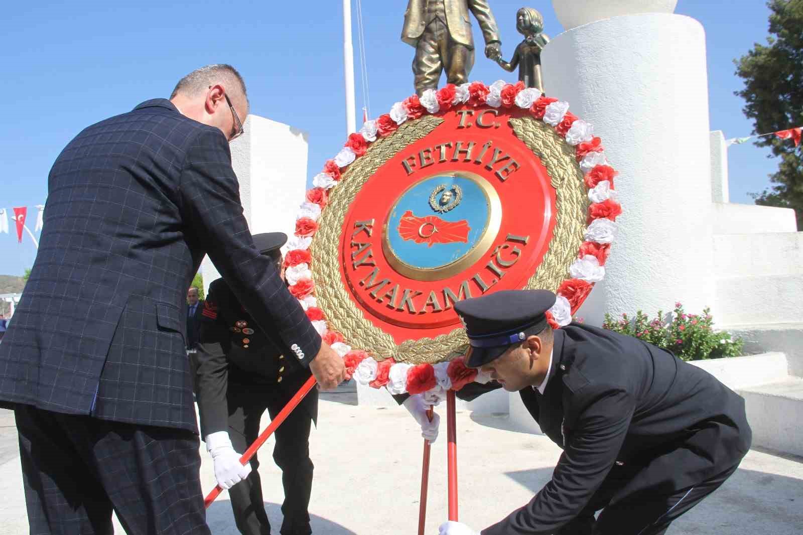 Fethiye’de Zafer Bayramı’nın 102. yılı törenlerle kutlandı
