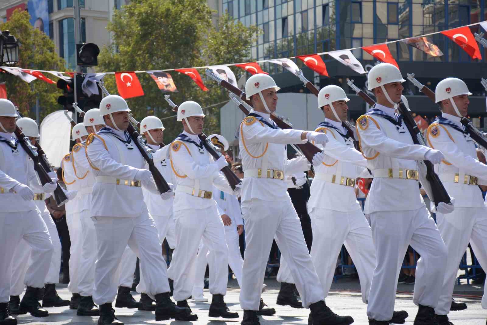 Ankara’da 30 Ağustos Zafer Bayramı korteji
