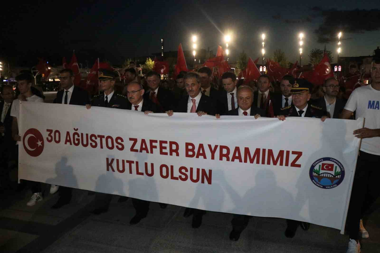 Sakarya, Zafer Bayramı’nın 102’nci yılında tek yürek oldu
