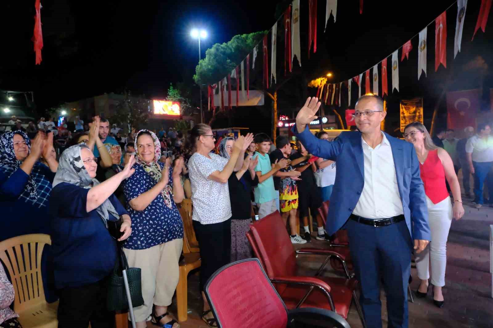 Kuyucak Belediyesi 30 Ağustos Zaferi’ni coşkuyla kutladı
