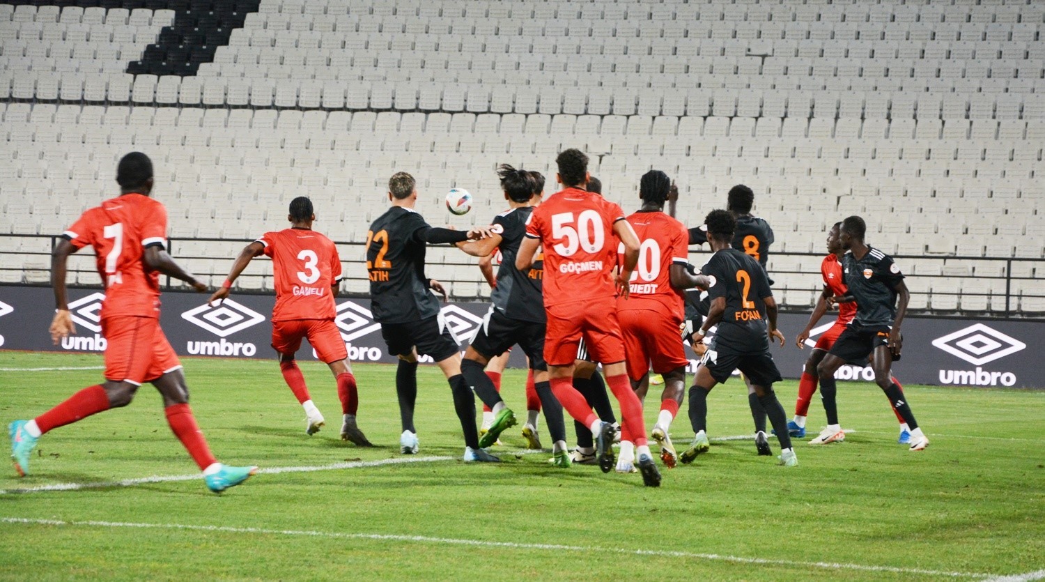 Trendyol 1. Lig: Manisa FK: 0 - Adanaspor: 0
