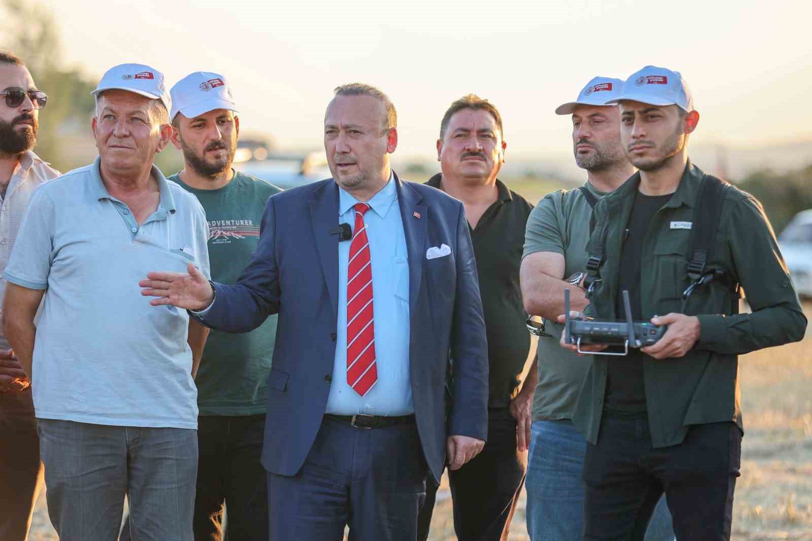 Uşak Belediyesi’nden çiftçiye destek
