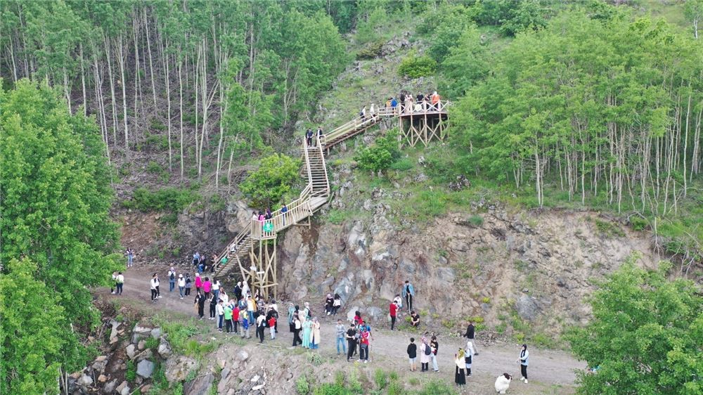 Başkan Özdoğan doğaseverleri Ortaseki Ormanları’na davet etti
