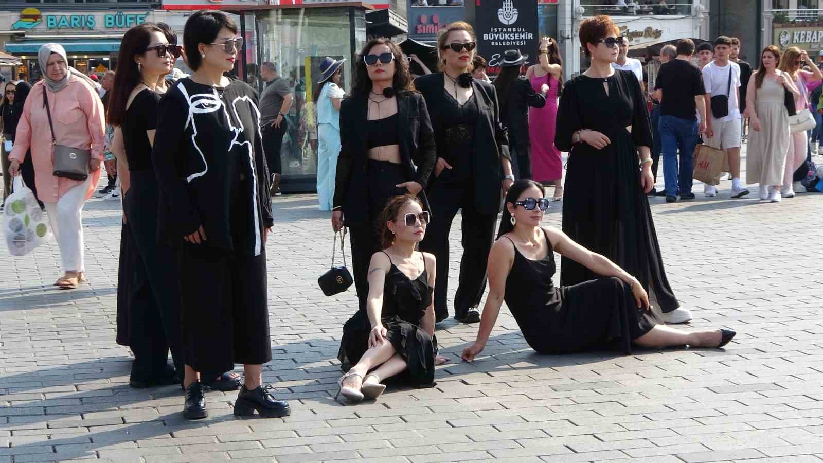 Çinli grubun yeni durağı Taksim oldu
