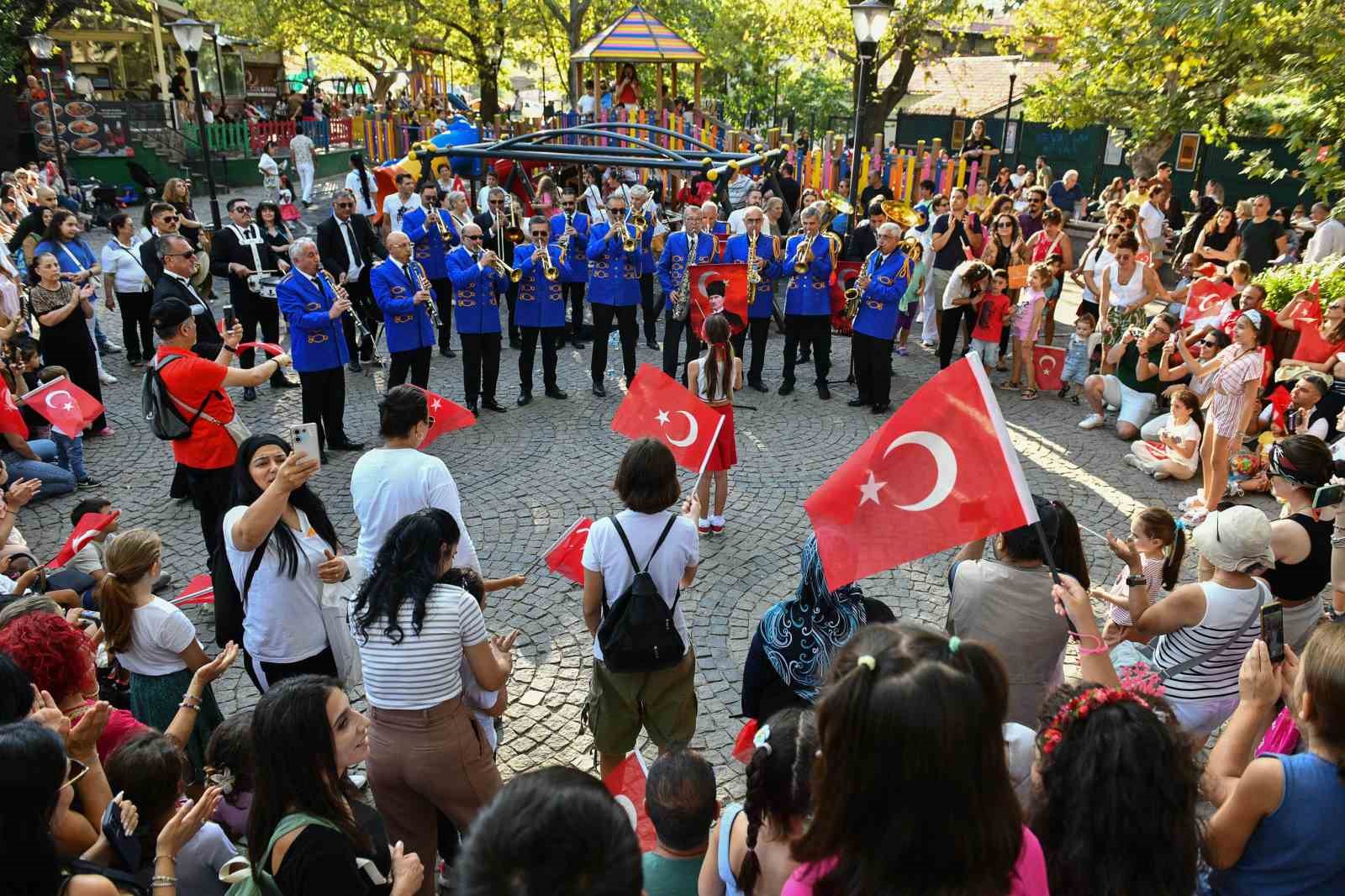 Başkentte “Büyük Zafer” coşkuyla kutlandı
