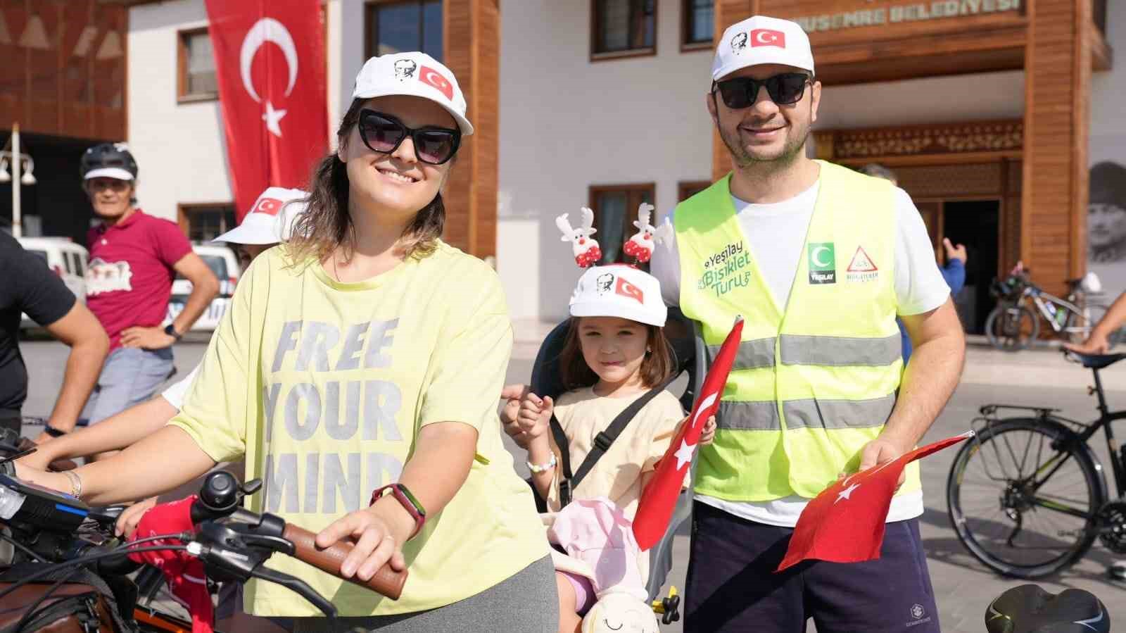 Pedallar Yunusemre’den Emiralem’e çevrildi
