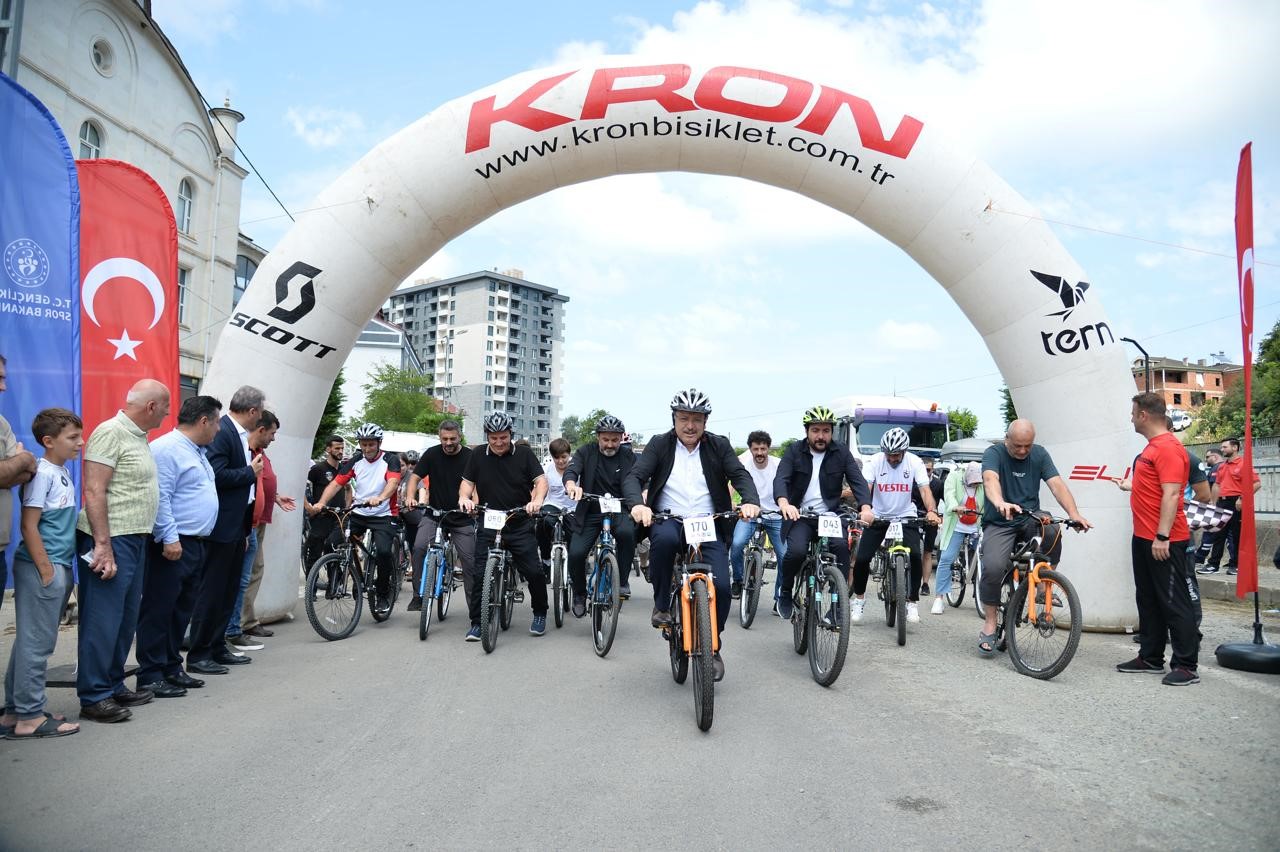 Trabzon’da Arsin-Santa Dağ Bisikleti Maratonu düzenlendi
