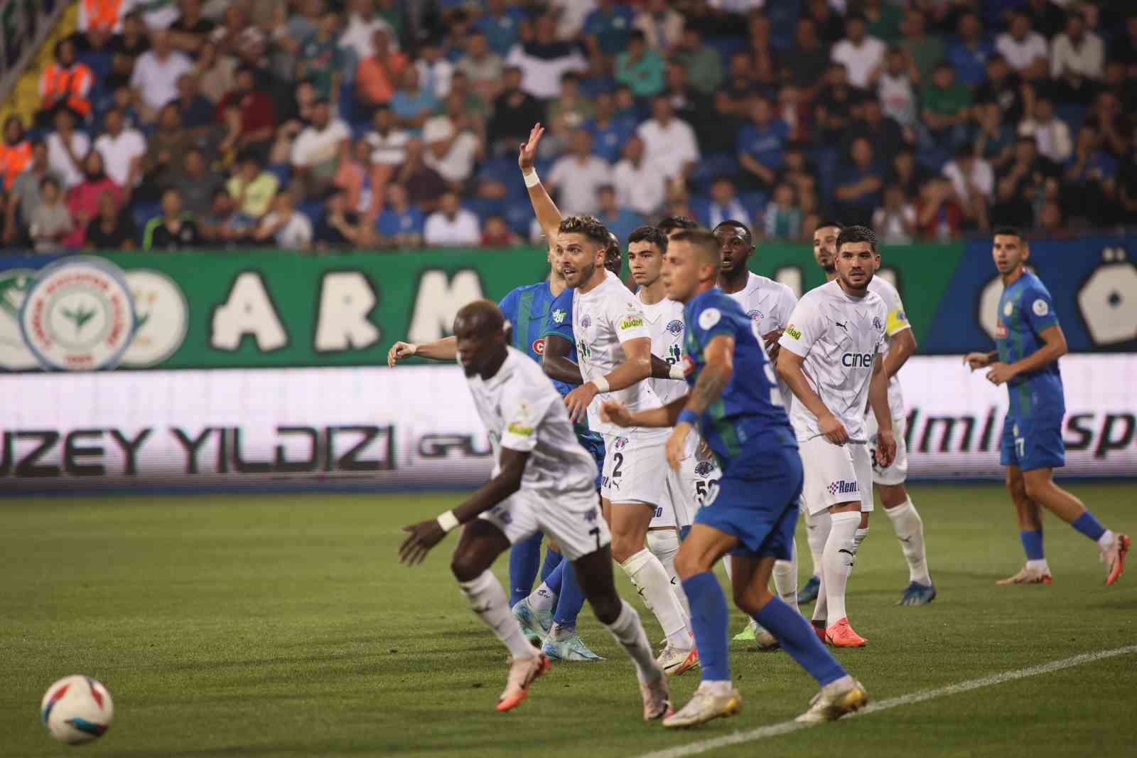 Trendyol Süper Lig: Çaykur Rizespor: 0 - Kasımpaşa: 1 (Maç sonucu)
