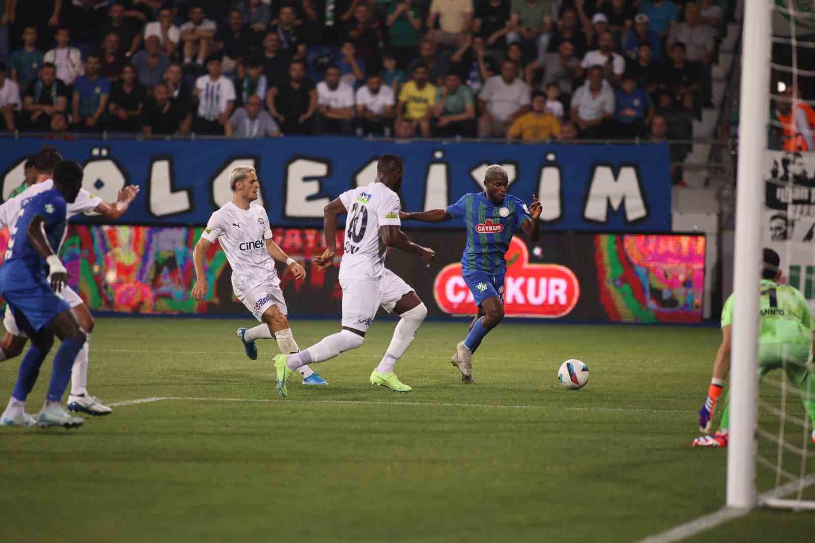 Trendyol Süper Lig: Çaykur Rizespor: 0 - Kasımpaşa: 1 (Maç sonucu)
