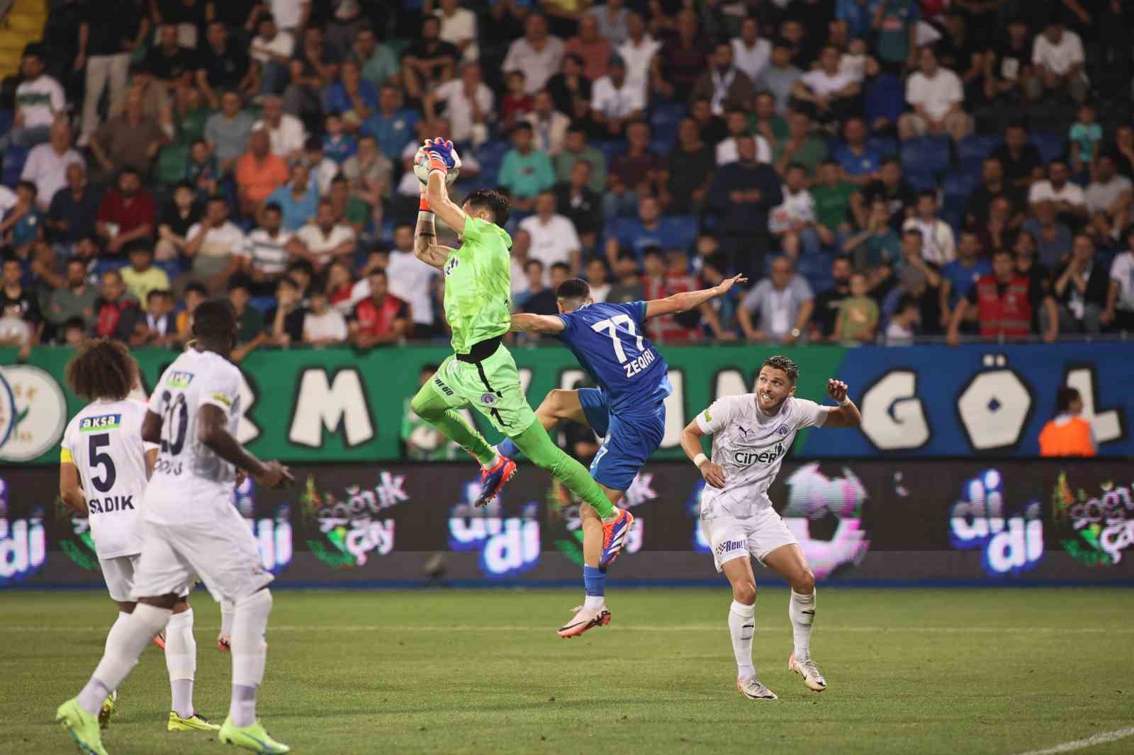 Trendyol Süper Lig: Çaykur Rizespor: 0 - Kasımpaşa: 1 (Maç sonucu)
