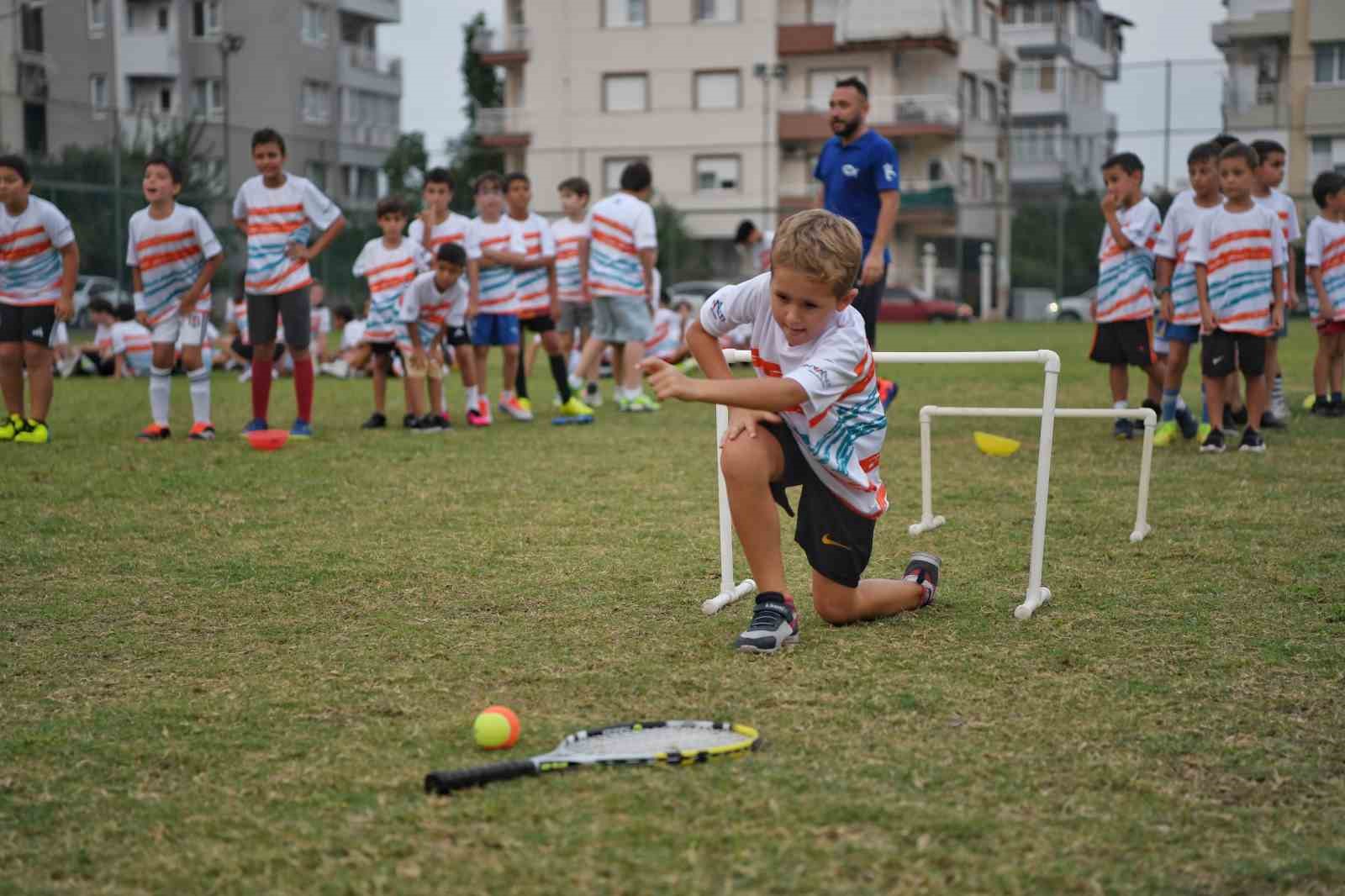 Konyaaltı’nda yaz spor kurslarının sertifika töreni yapıldı
