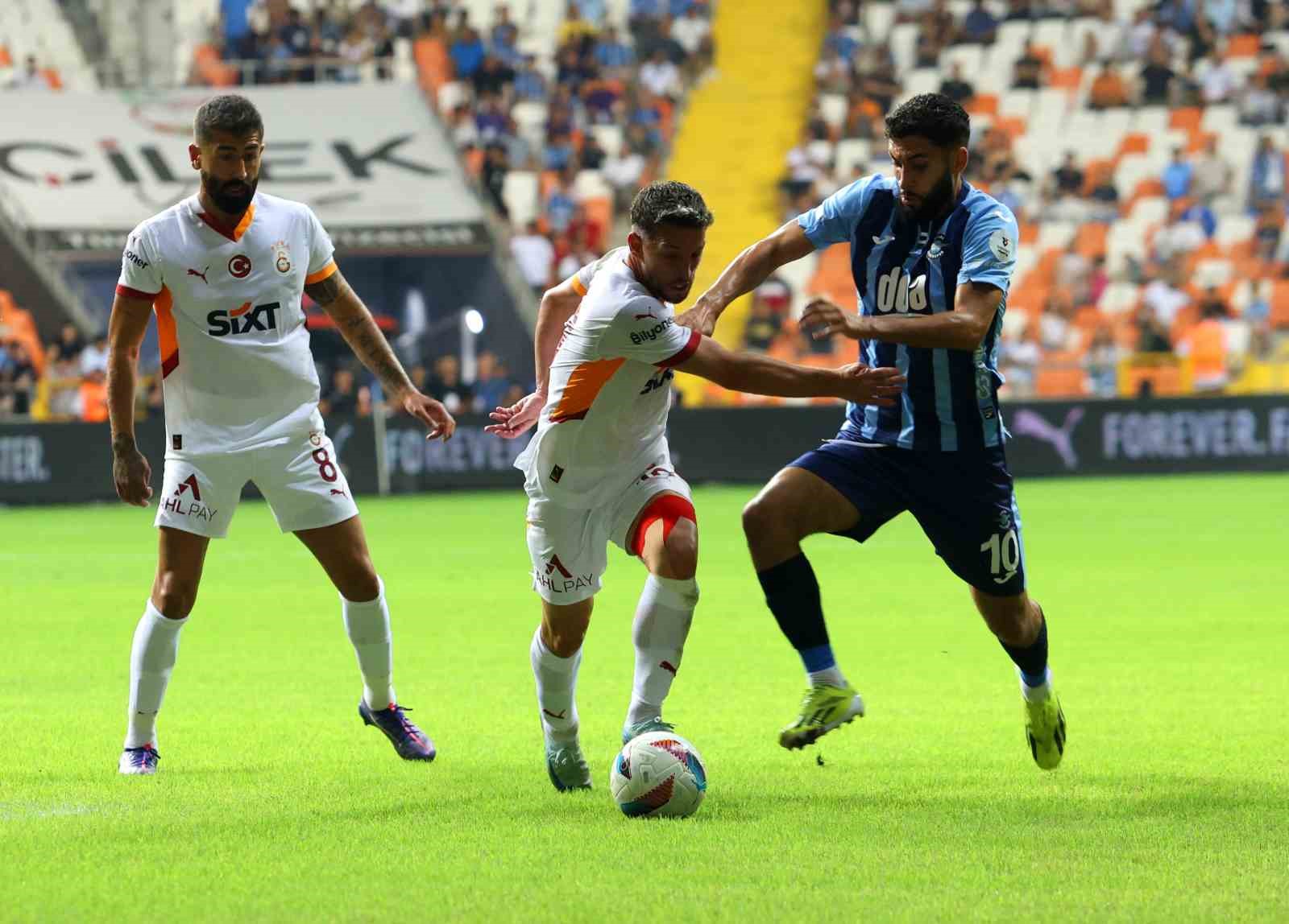 Trendyol Süper Lig : Adana Demirspor : 0 - Galatasaray : 4 (İlk yarı)
