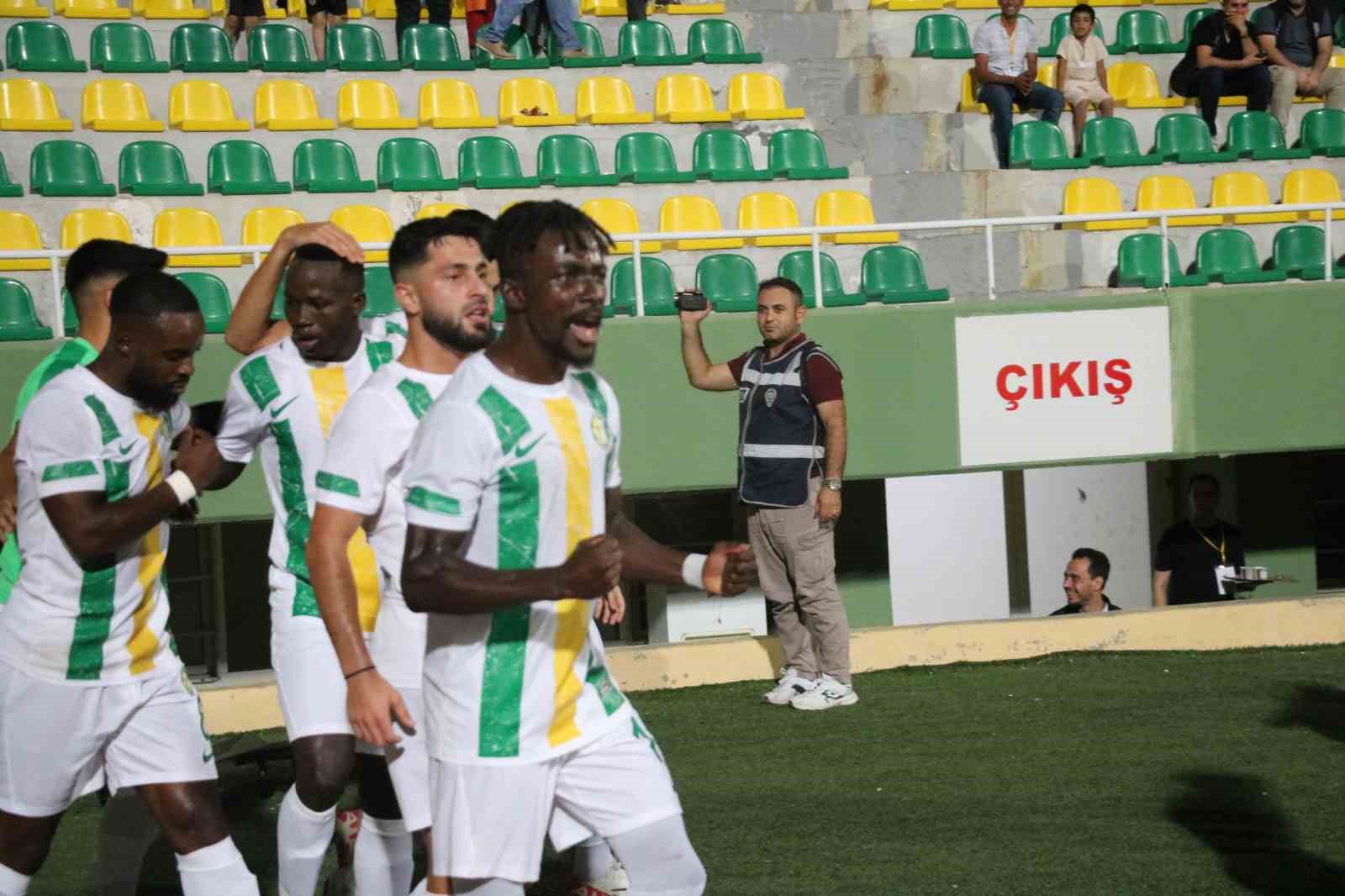 Trendyol 1. Lig: Şanlıurfaspor: 3 - Bandırmaspor: 2
