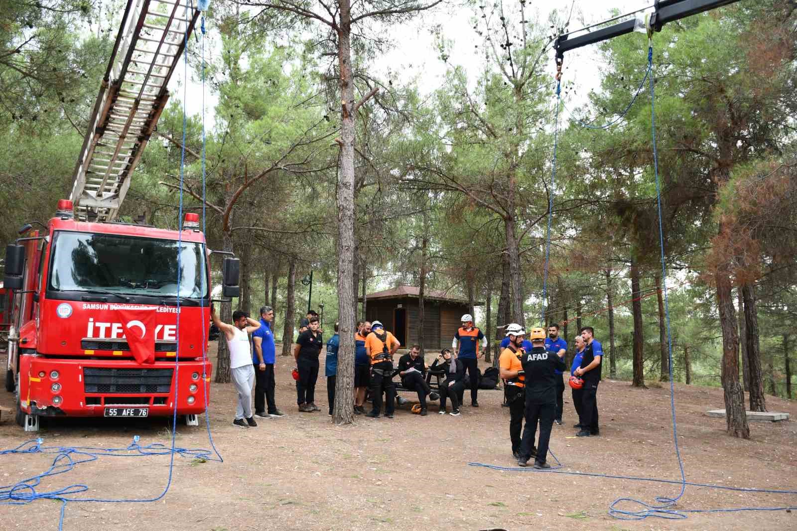 AFAD bölge kampı, Samsun’daki eğitimlerini tamamladı
