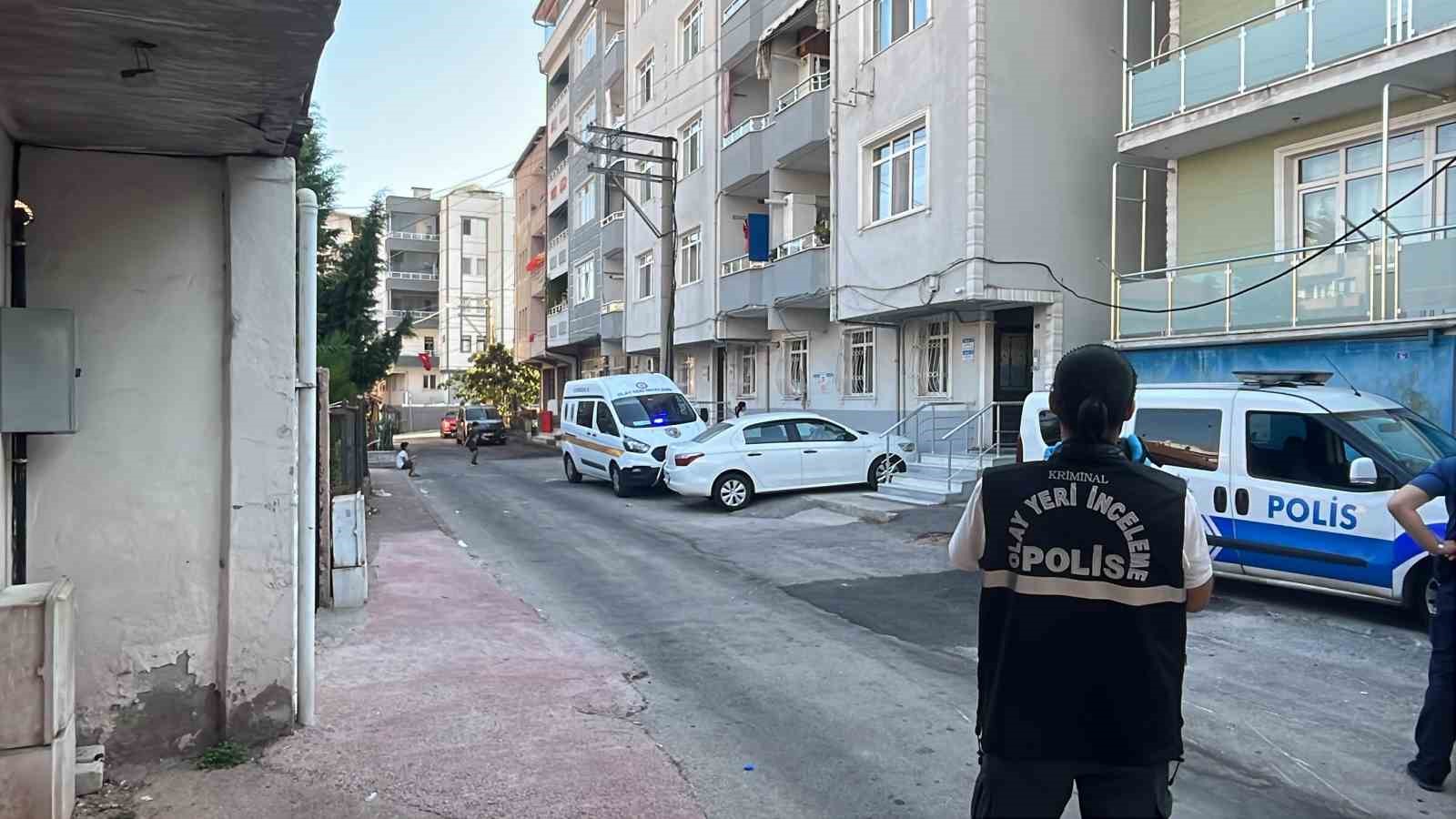 Kanser ağrılarına dayanamayan emekli polis memuru intihara kalkıştı
