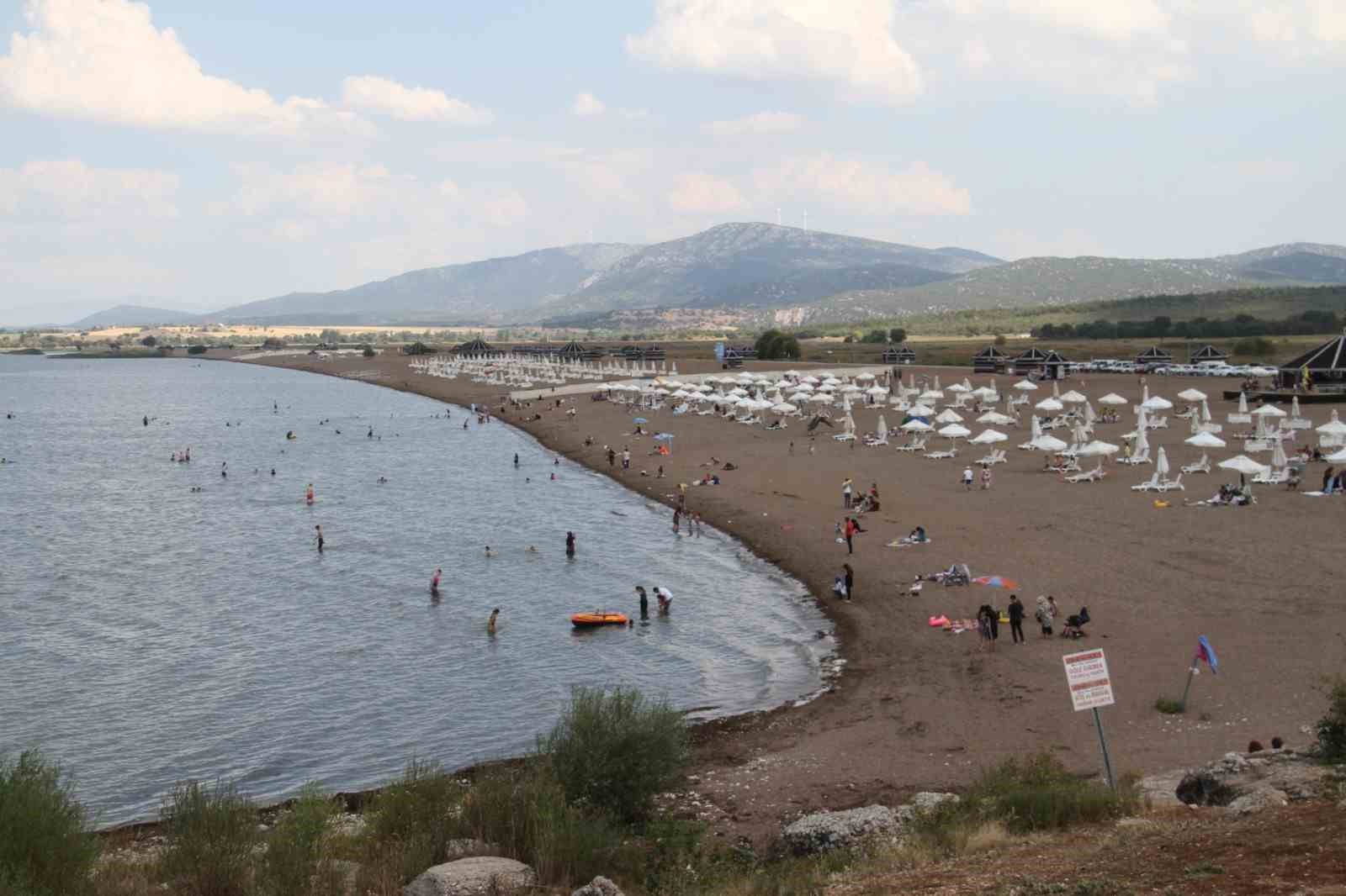 Konya’nın denizi Beyşehir Gölü, Akdeniz ve Ege sahillerini aratmıyor
