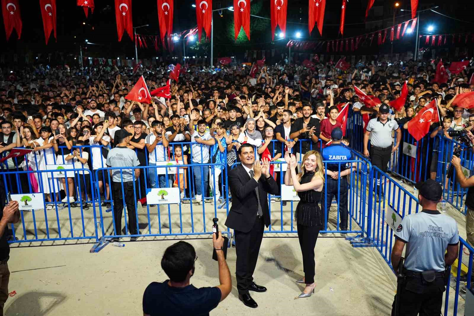 Şehitkâmil’de zafer coşkusu Eypio ile devam etti
