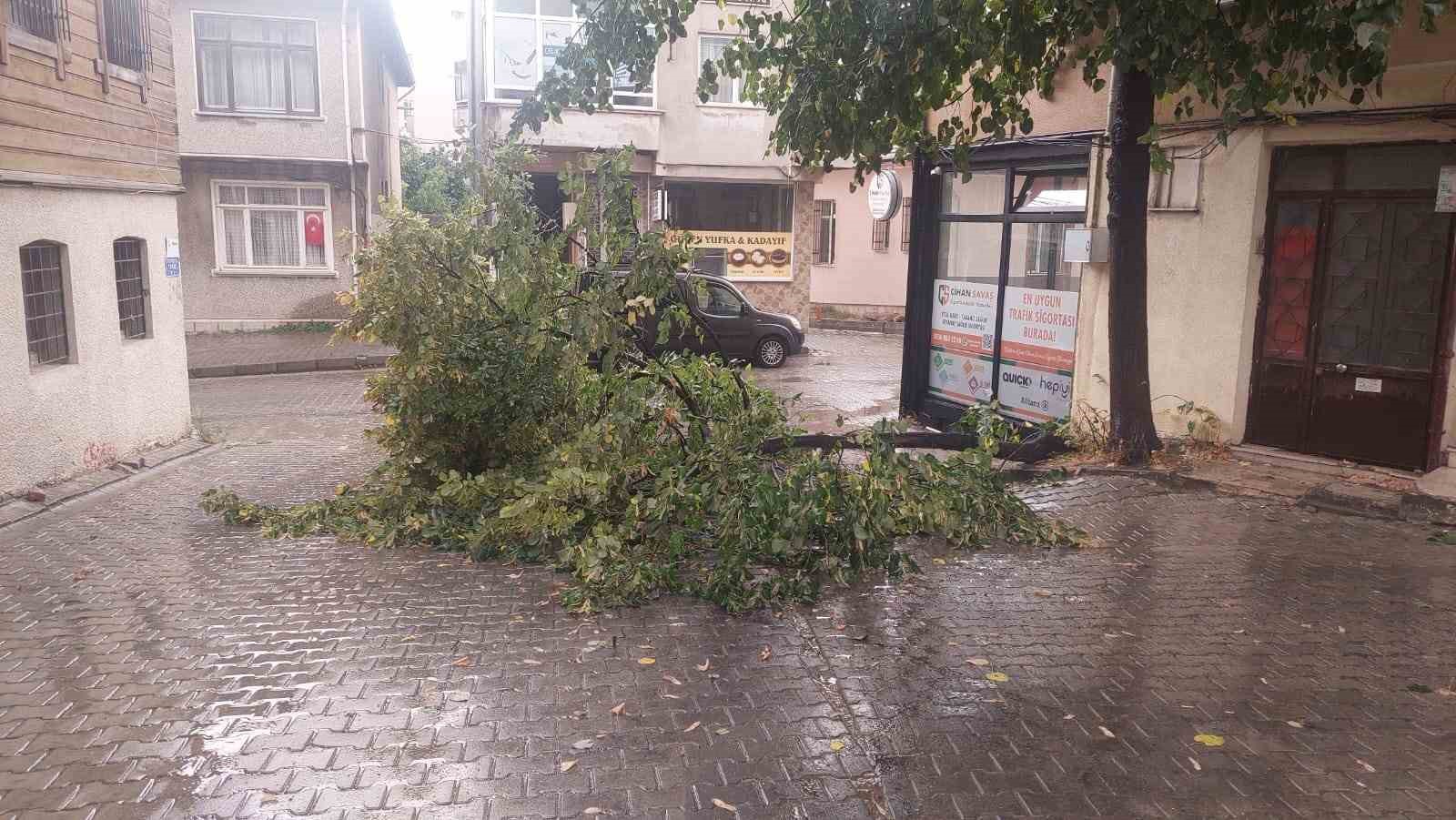 Tekirdağ’da sağanak yağış
