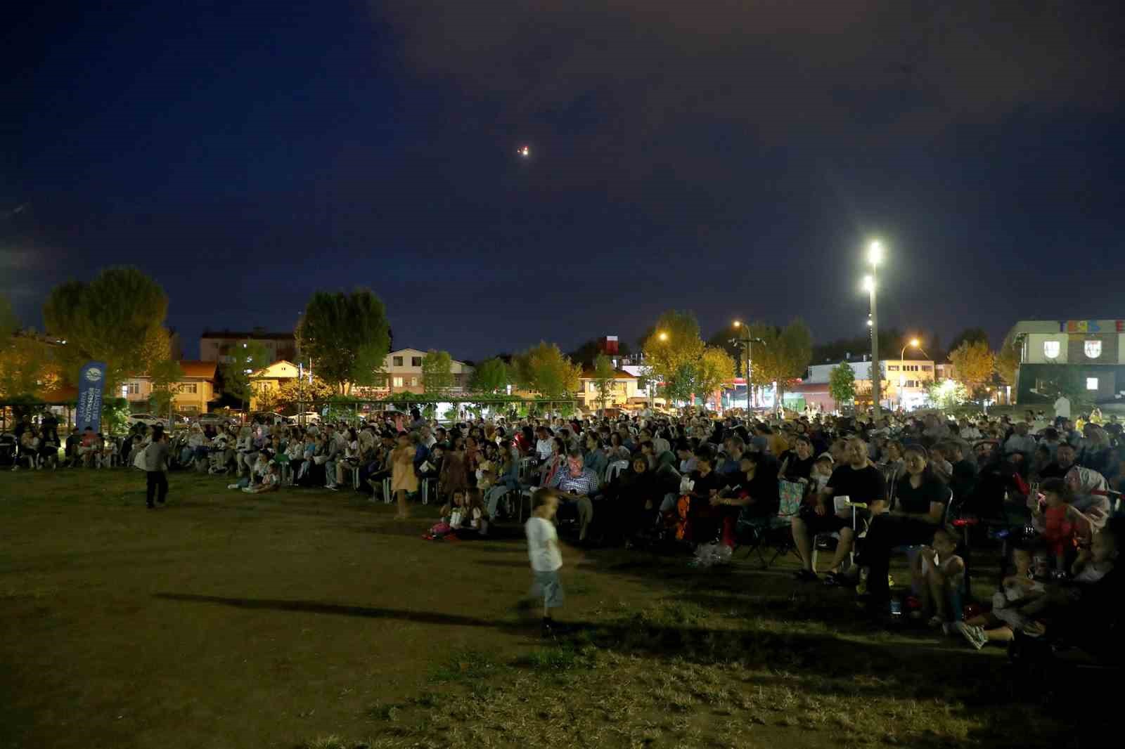 Açık Hava’da konser, sahne oyunu ve filmle unutulmaz cumartesi
