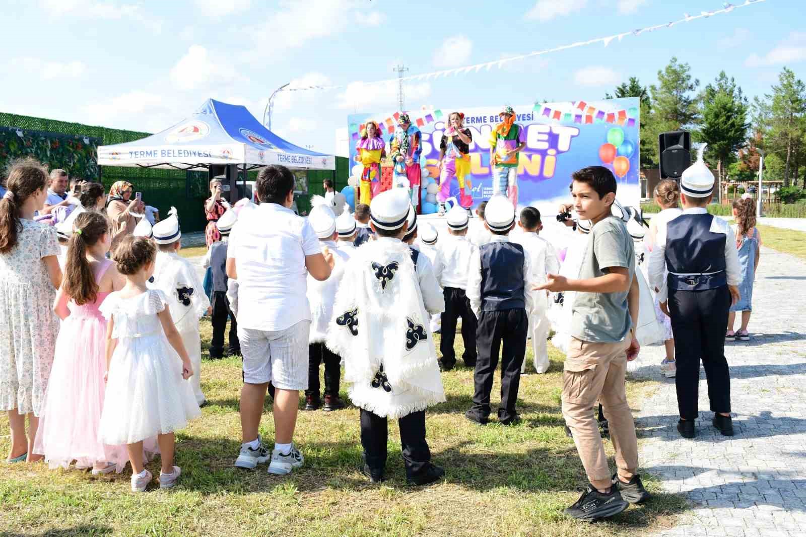 Terme’de geleneksel sünnet şöleni
