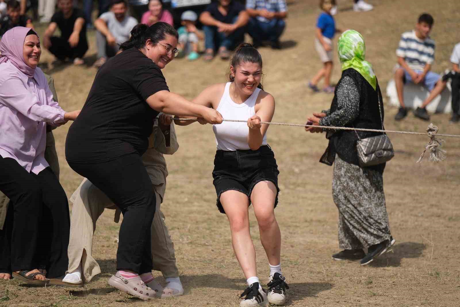 300 yıllık Karadede Panayırı’nda Hakkı Bulut rüzgarı
