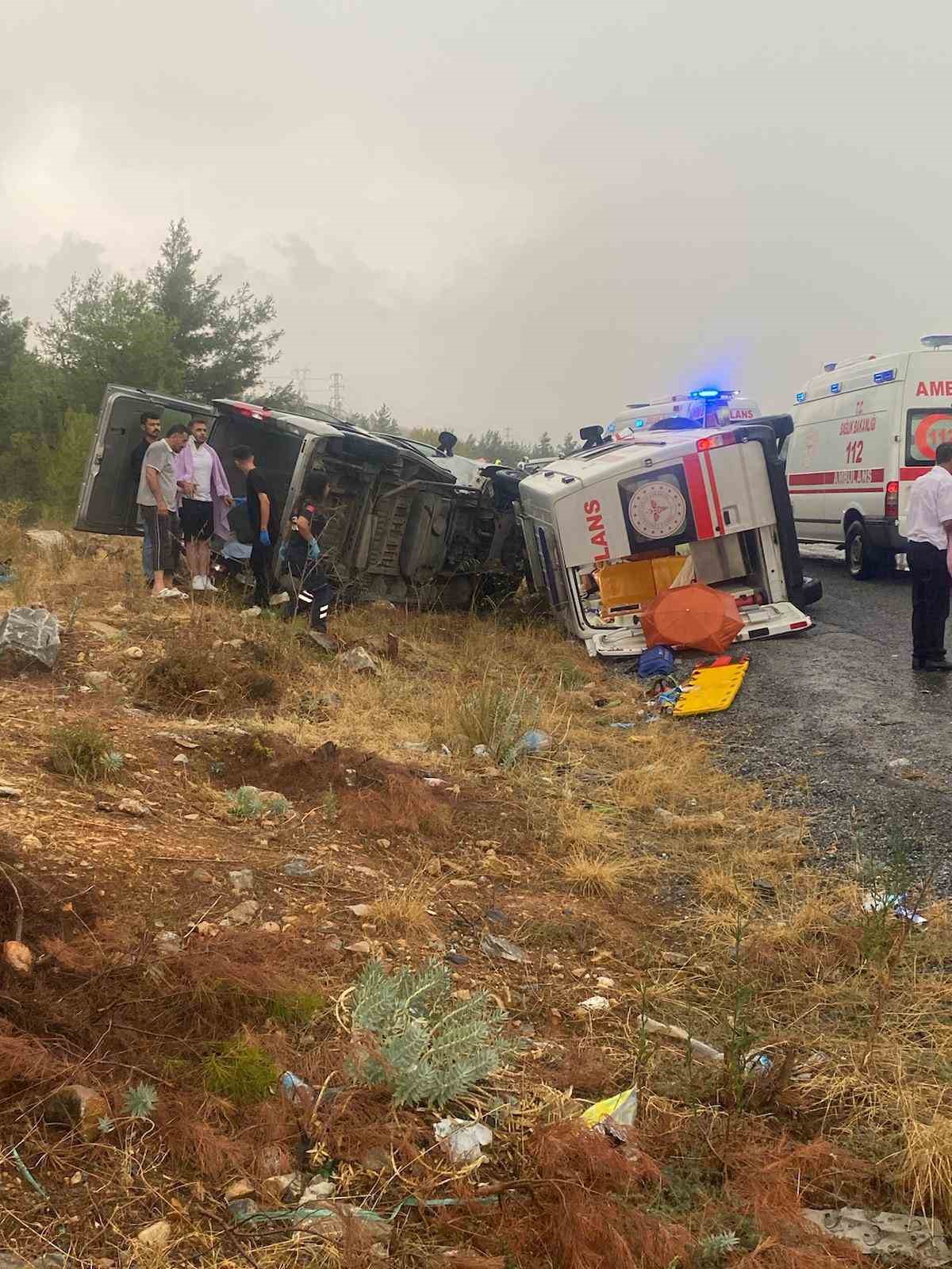 Muğla’da 2 kaza, 1 ölü, 14 yaralı
