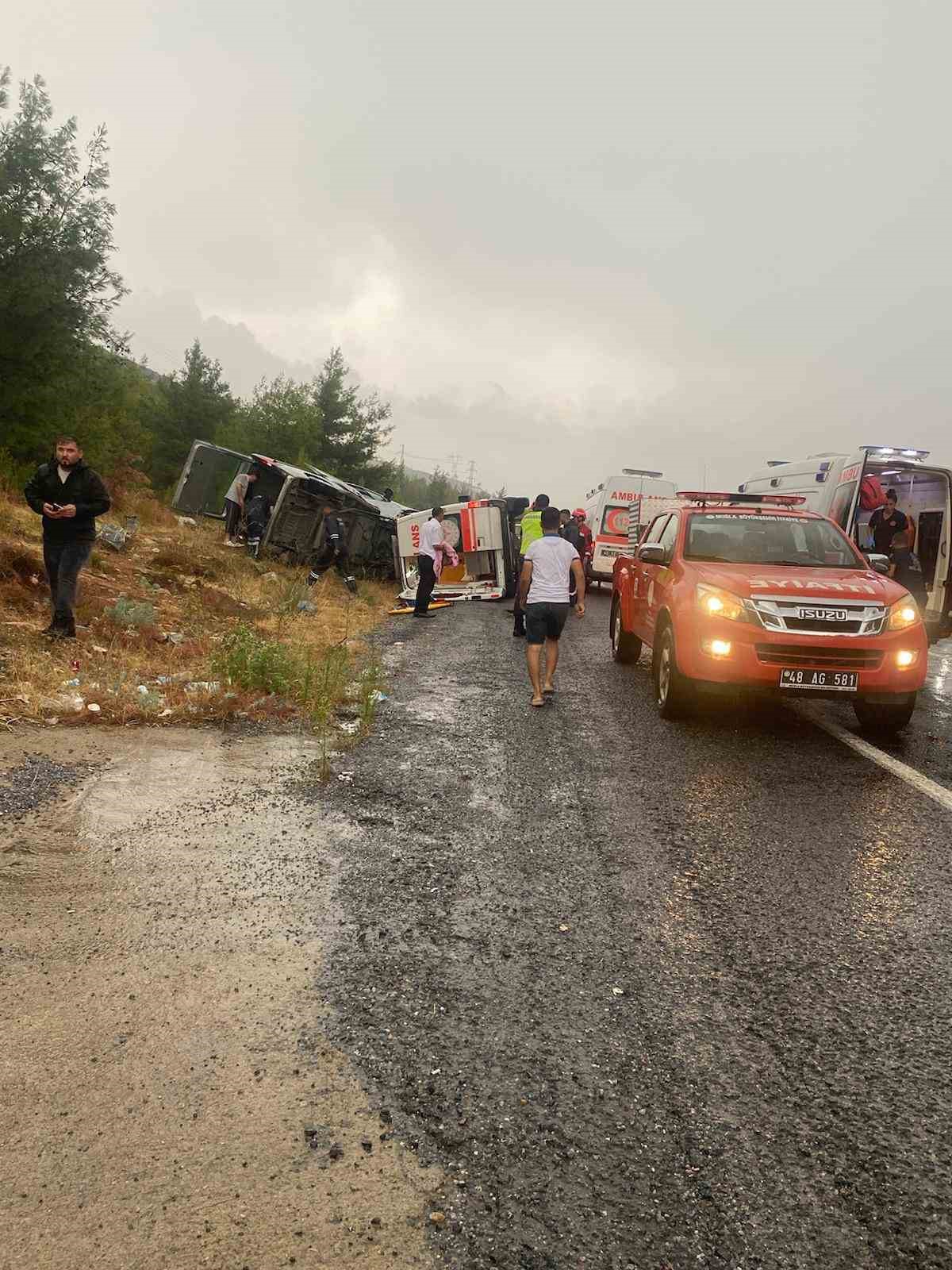 Muğla’da 2 kaza, 1 ölü, 14 yaralı
