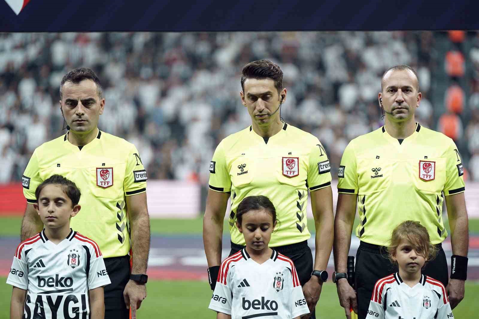 Trendyol Süper Lig: Beşiktaş: 0 - Sivasspor: 0 (Maç devam ediyor)
