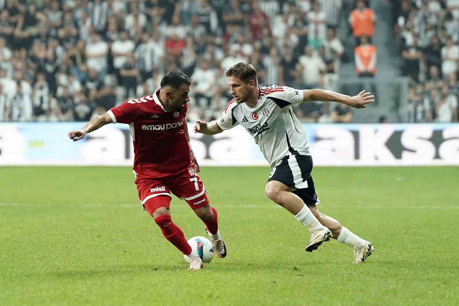 Trendyol Süper Lig: Beşiktaş: 2 - Sivasspor: 0 (Maç sonucu)
