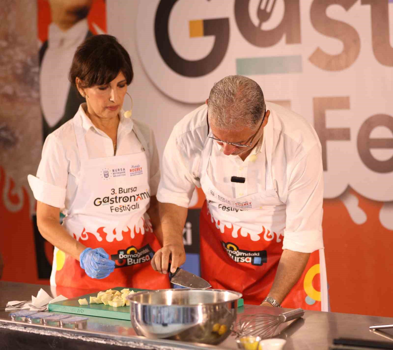 Gastronomi tırı Mudanya lezzetlerini tanıttı
