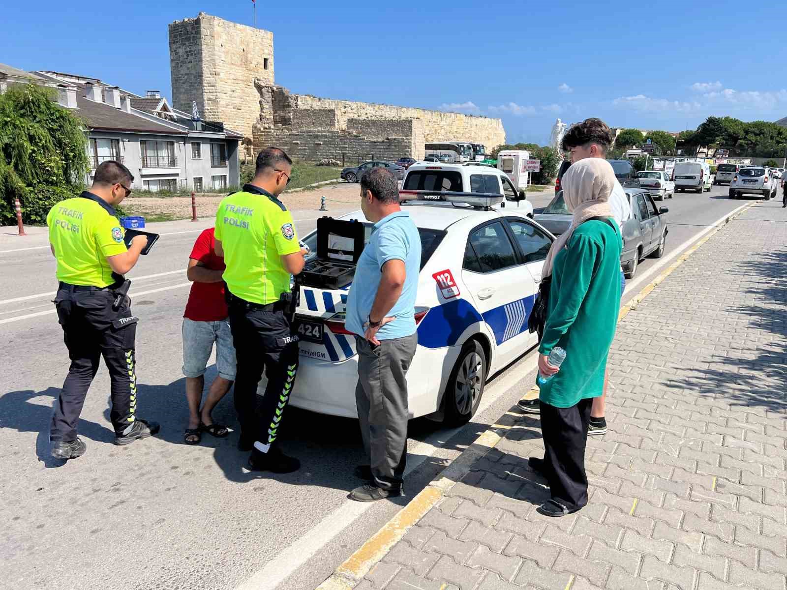 Sinop’ta otomobilin çarptığı çocuk yaralandı
