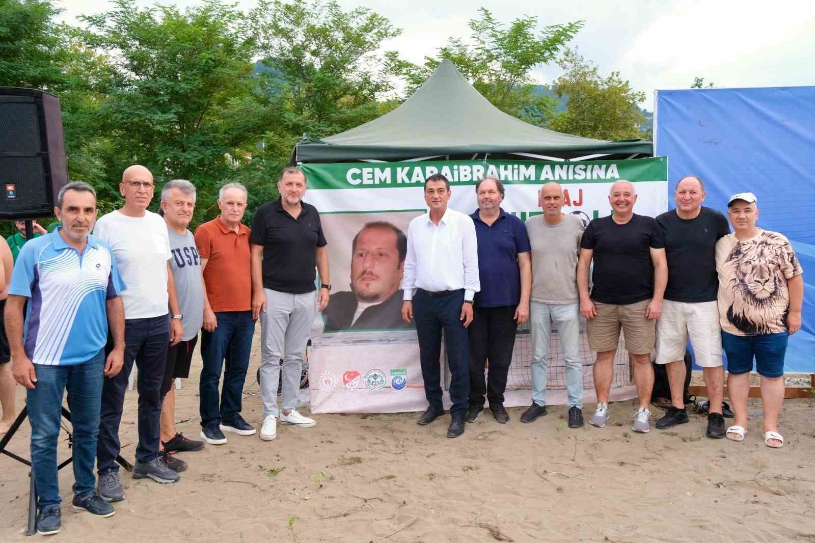 Giresun’da düzenlenen plaj futbolu turnuvası sona erdi
