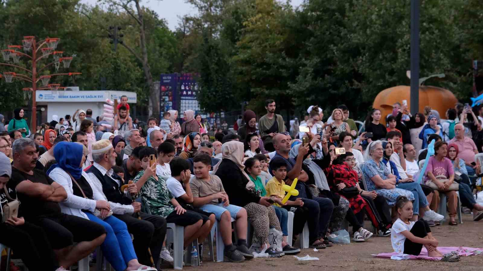 Yaza neşe katan Açık Hava Etkinliklerine rengarenk final
