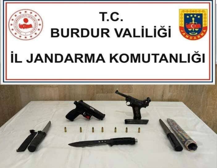 Burdur’da ağustos ayı kaçakçılık ve uyuşturucu operasyonunda 2 şüpheli tutuklandı
