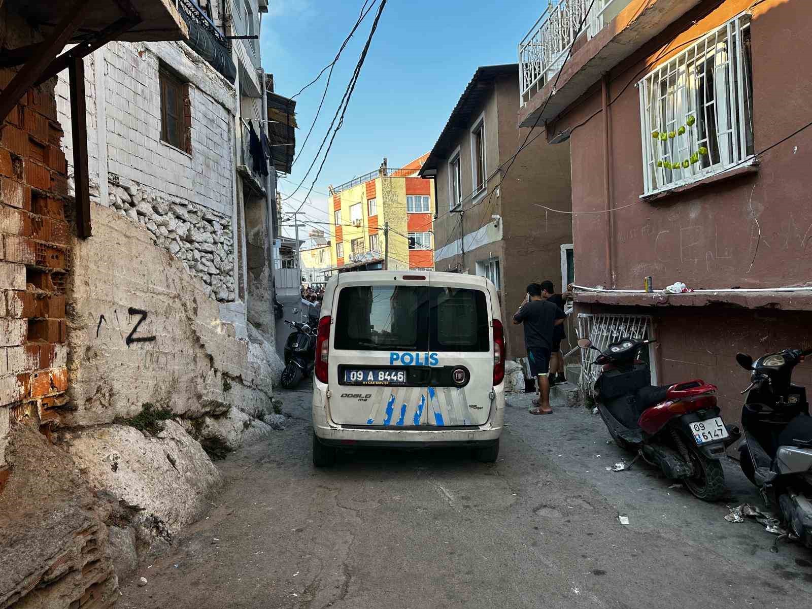 Tartıştığı eşini silahla vurarak öldürdü
