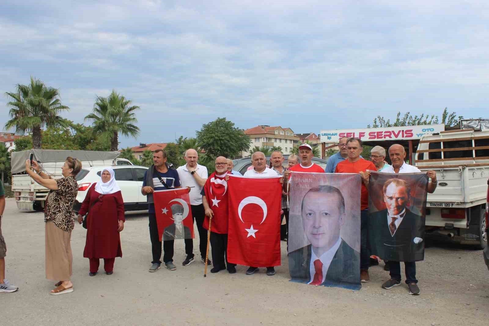 ’Yol’ için Sinop Valiliği’ne yürüyorlar
