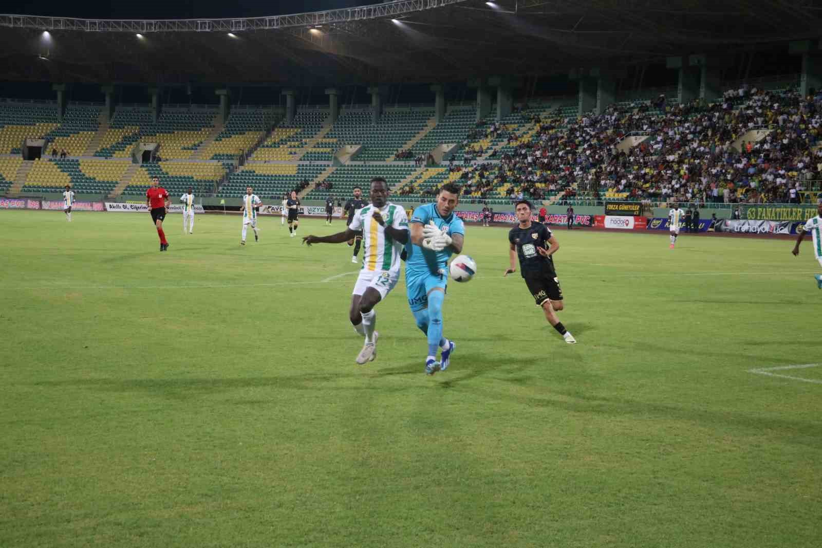 Trendyol 1. Lig: Amed Sportif Faaliyetler: 0 - Kocaelispor: 0 (Maç devam ediyor)
