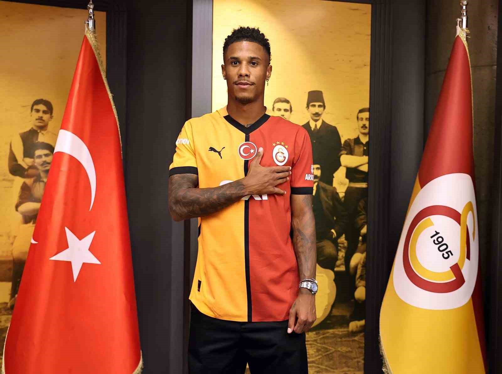 Ismail Jakobs, Galatasaray’ın 4. Senegalli futbolcusu oldu
