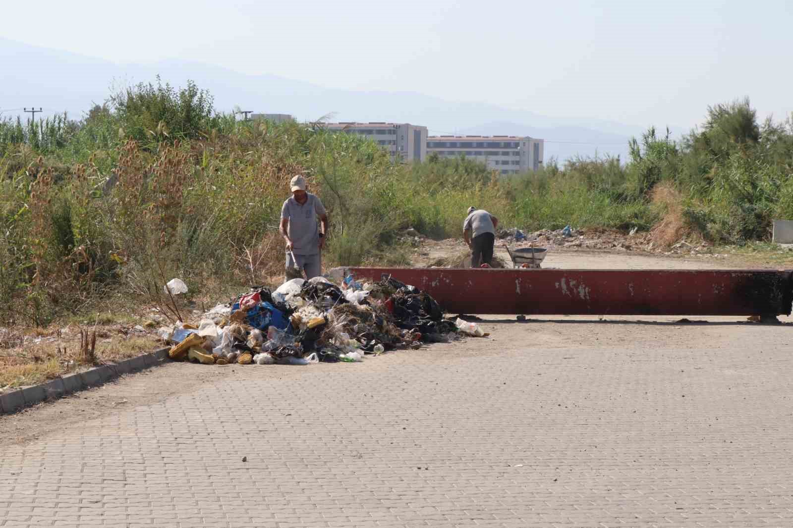 Nazilli Belediyesi temizlik çalışmalarını sürdürüyor
