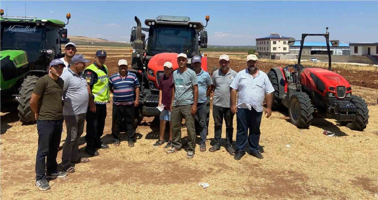 Trafik jandarmasından güvenli trafik eğitimi
