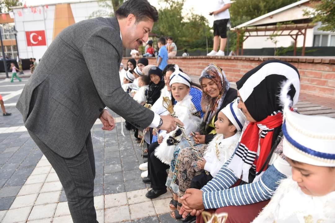 Festivalde sünnet şöleni heyecanı
