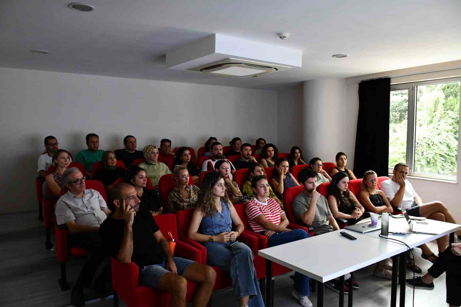 Akademisyenlere TÜBİTAK destekleri anlatıldı
