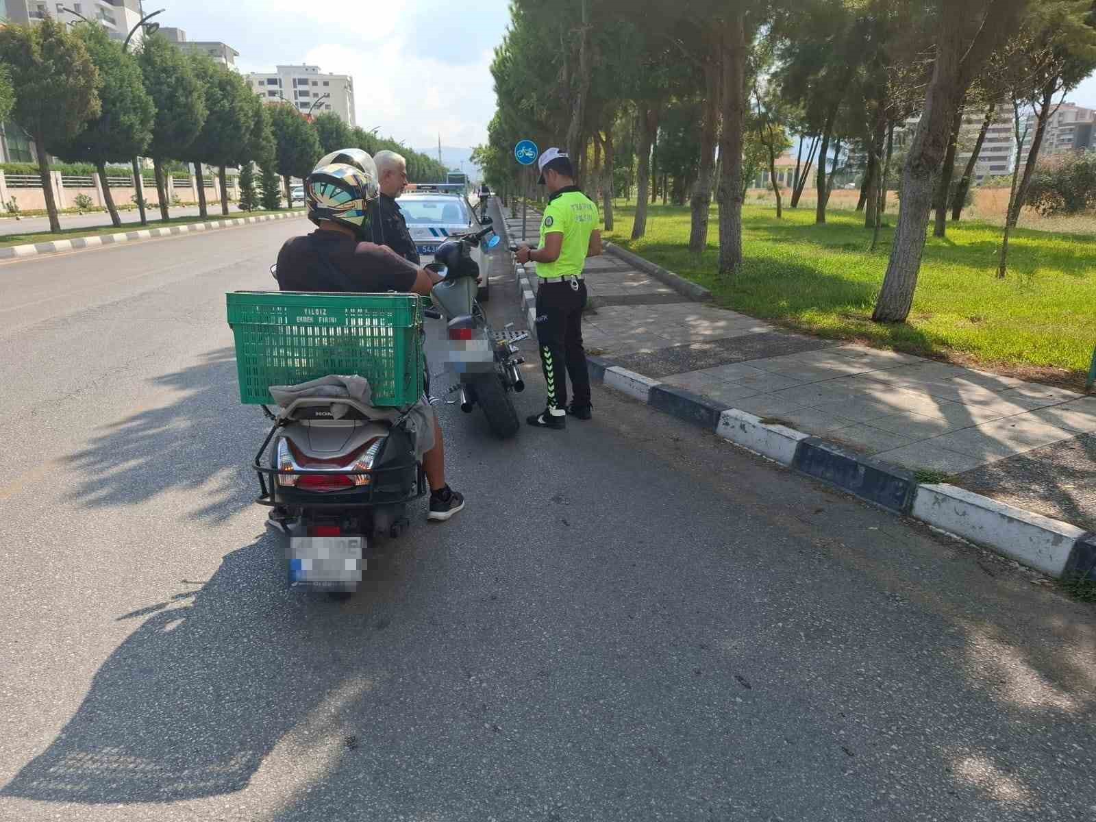 Manisa’da 35 motosiklet trafikten men edildi
