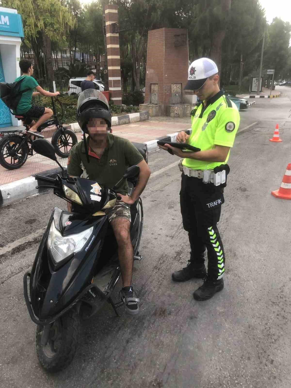 Manisa’da 35 motosiklet trafikten men edildi
