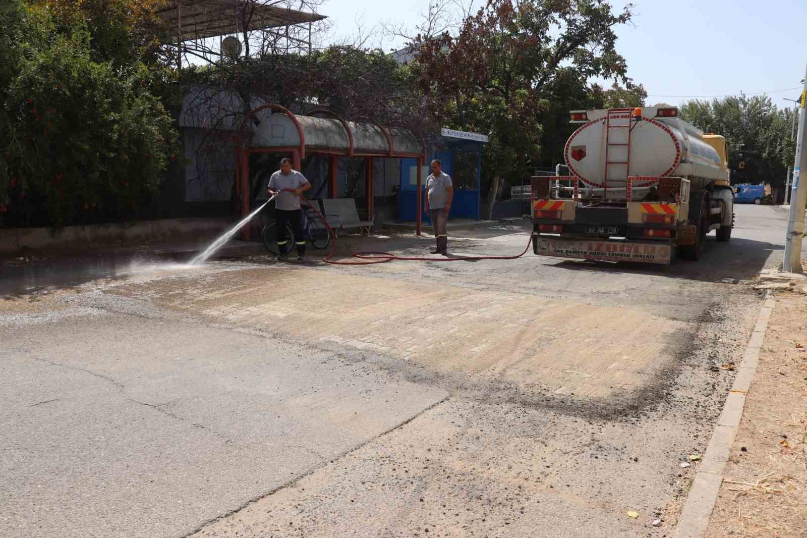 Nazilli’de okul bölgelerine hız kesici kasisler yapıldı
