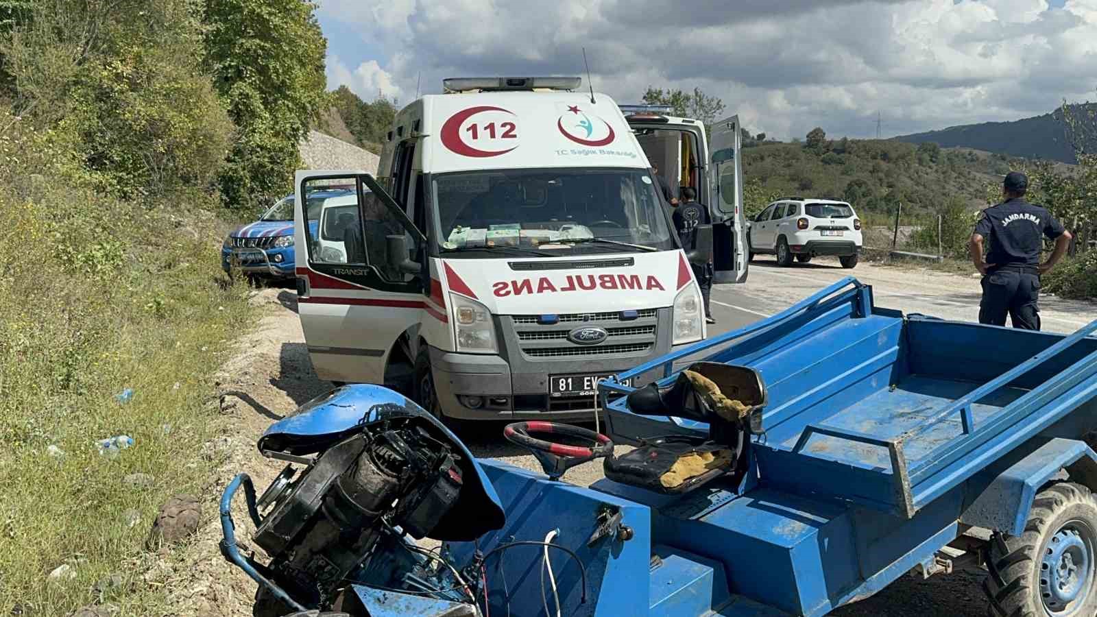 Düzce’de patpat devrildi: 8 yaralı
