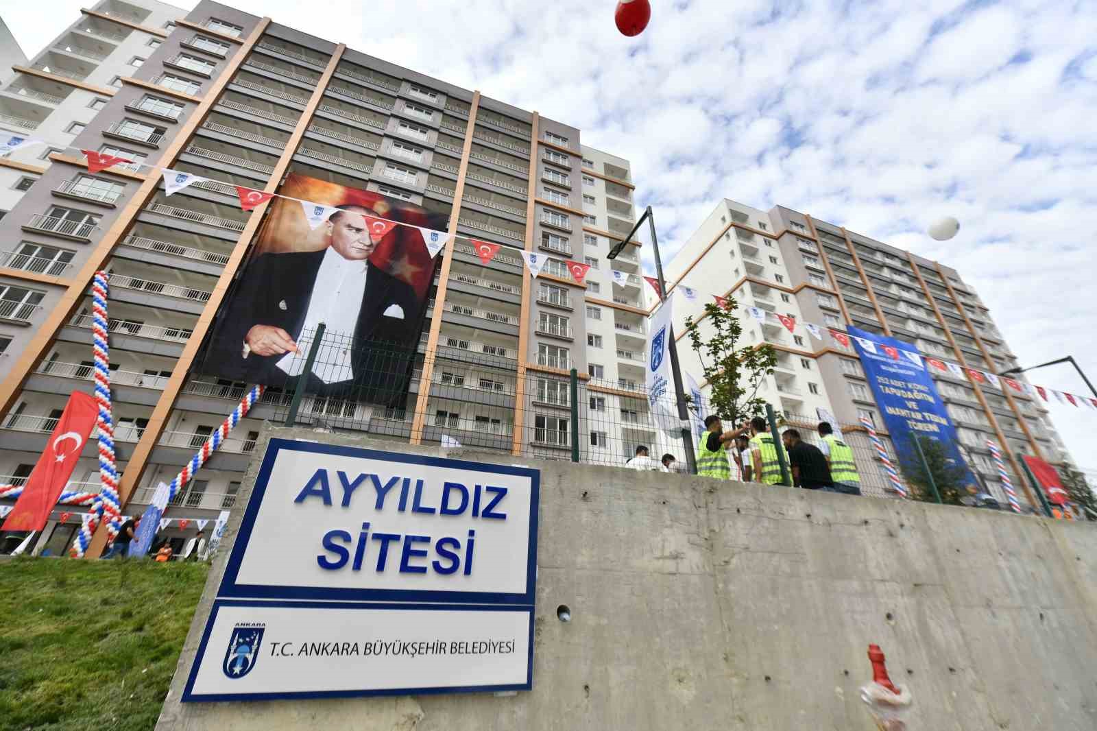 Ankara’da 252 konut için tapu dağıtım ve anahtar teslim töreni düzenlendi
