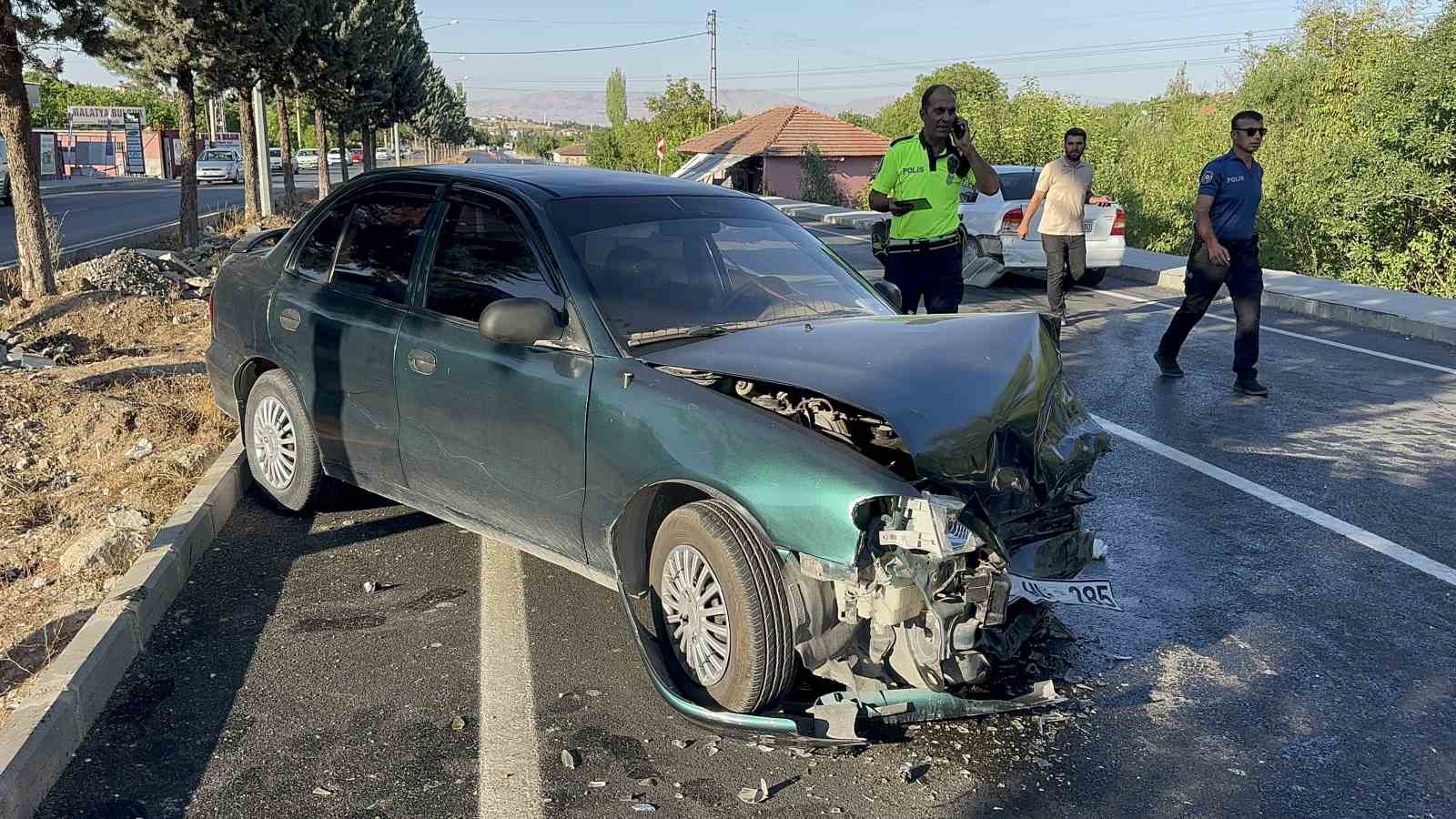 Malatya’da zincirleme trafik kazası: 3 yaralı
